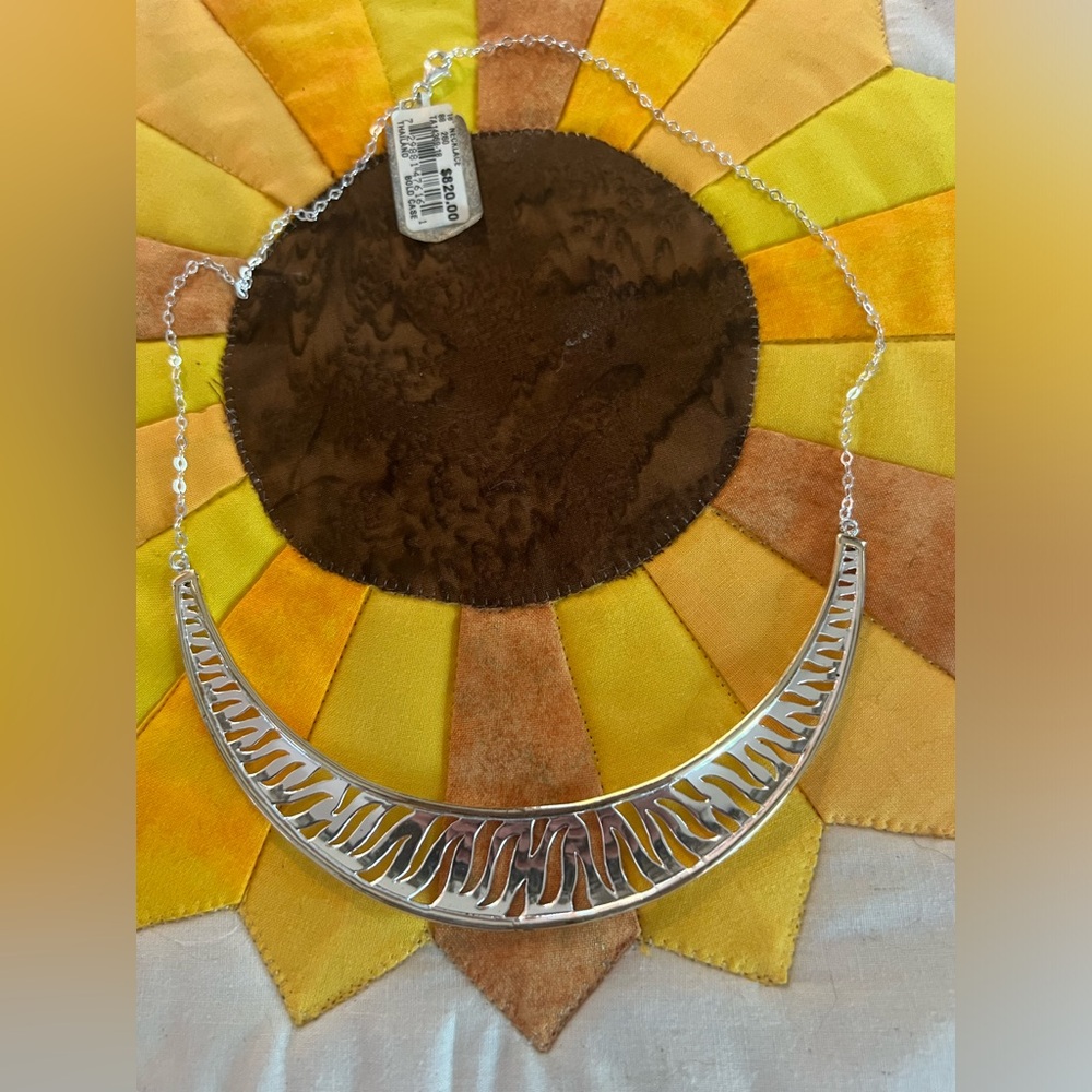 18" VINTAGE SILVER NECKLACE (BRAND NEW)